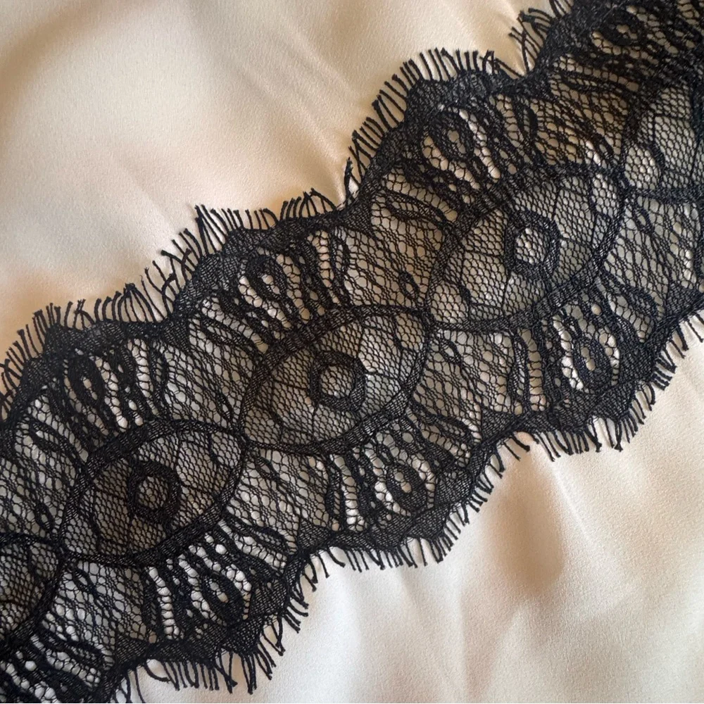 CAD NEW White Ivory With‎ Black Lace Trim Women’s Dress Size Small NWT